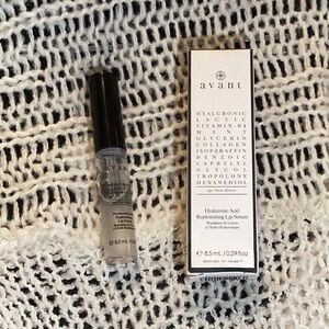 Avanti Hyaluronic Acid Replenishing Lip Serum - Clear